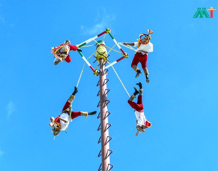 Cozumel Street Performers